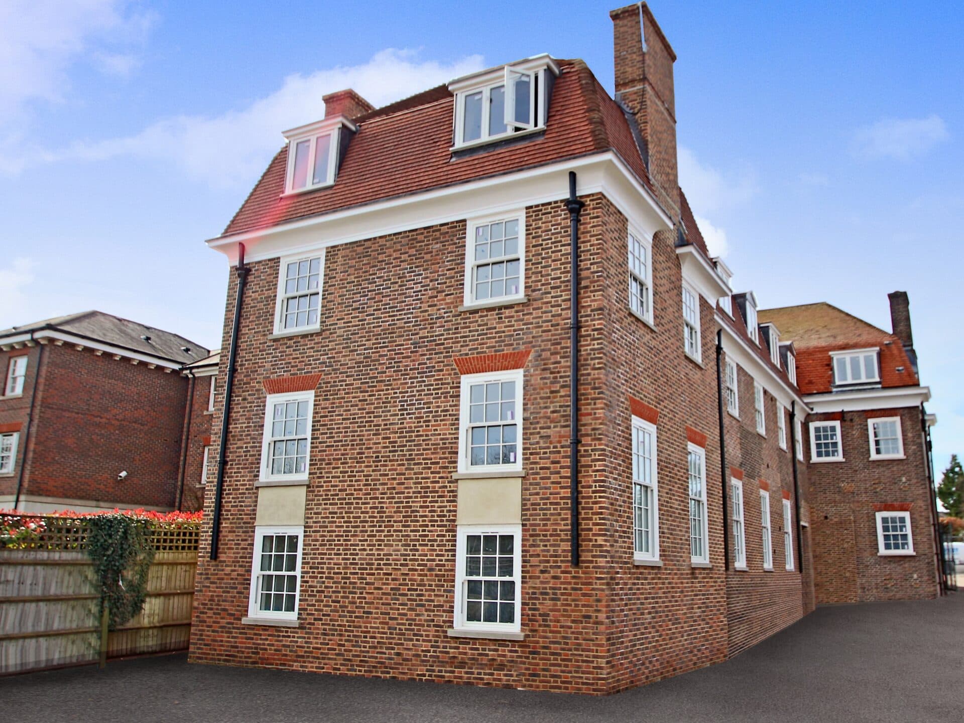 Flat 9, The Old Telephone Exchange, Redhill, 13 Station Road North, RH1 3ED