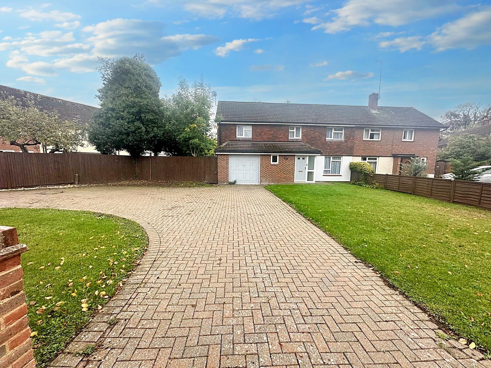 Eyhorne Street, Hollingbourne, Maidstone, Maidstone, ME17 1UA