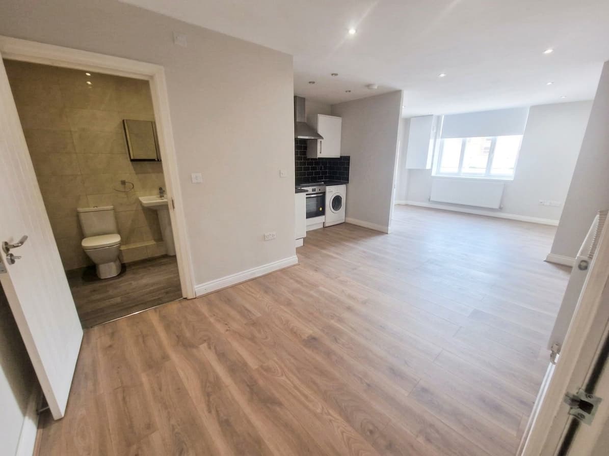 Apartment 14, Idenden House Medway Street, Maidstone, Maidstone, ME14 1JS